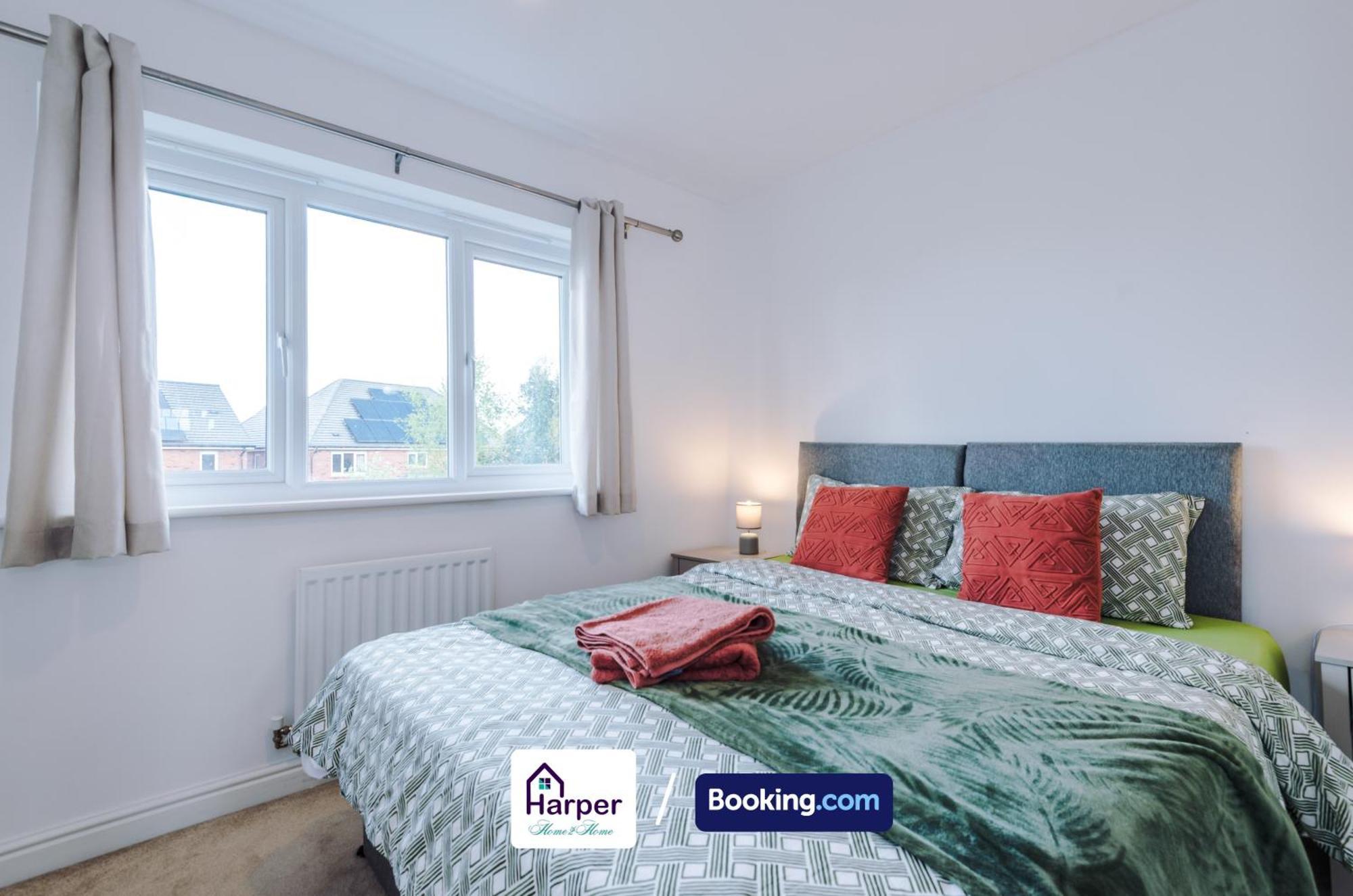 4 Bedroom By Harperletting Short Lets & Serviced Accommodation Chester With Detached Games Room Drive Long Or Short Stays Christleton Exterior foto